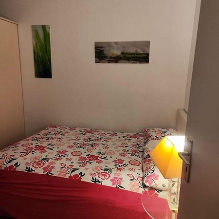 Altstadt Zimmer Dusseldorf Ngoại thất bức ảnh