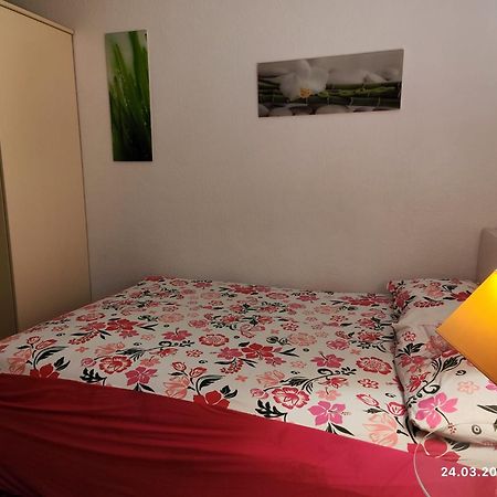 Altstadt Zimmer Dusseldorf Ngoại thất bức ảnh
